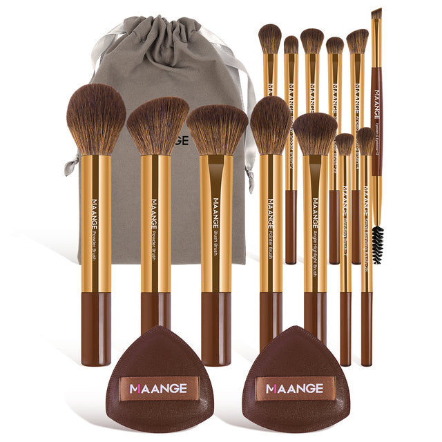 Makeup Brush Set — 13 Pieces with Sponge & Storage Pouch